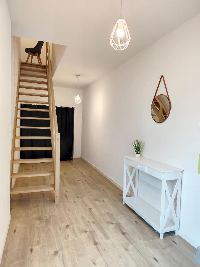 Grand Appart Duplex 6 Pers Gare Wifi Lägenhet Saint-Quentin  Exteriör bild